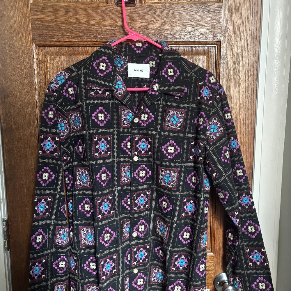 NN. 07 cotton embroidery shirt